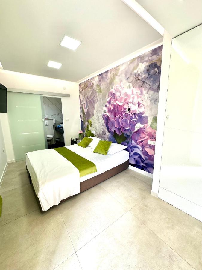 Lomara Guest house 3*