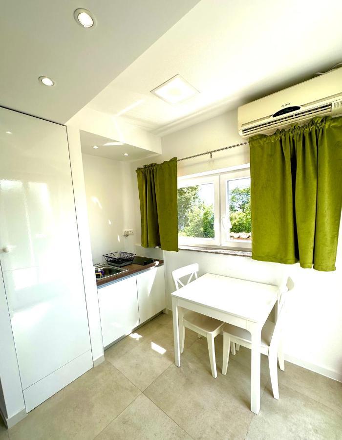 Guest house Lomara 3*